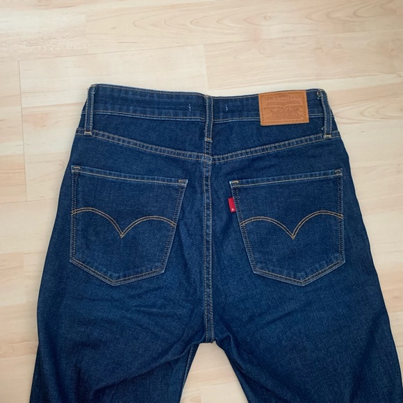 Levi’s 721 Skinny Jeans With Raw Hem Size 26 - Picture 5 of 7